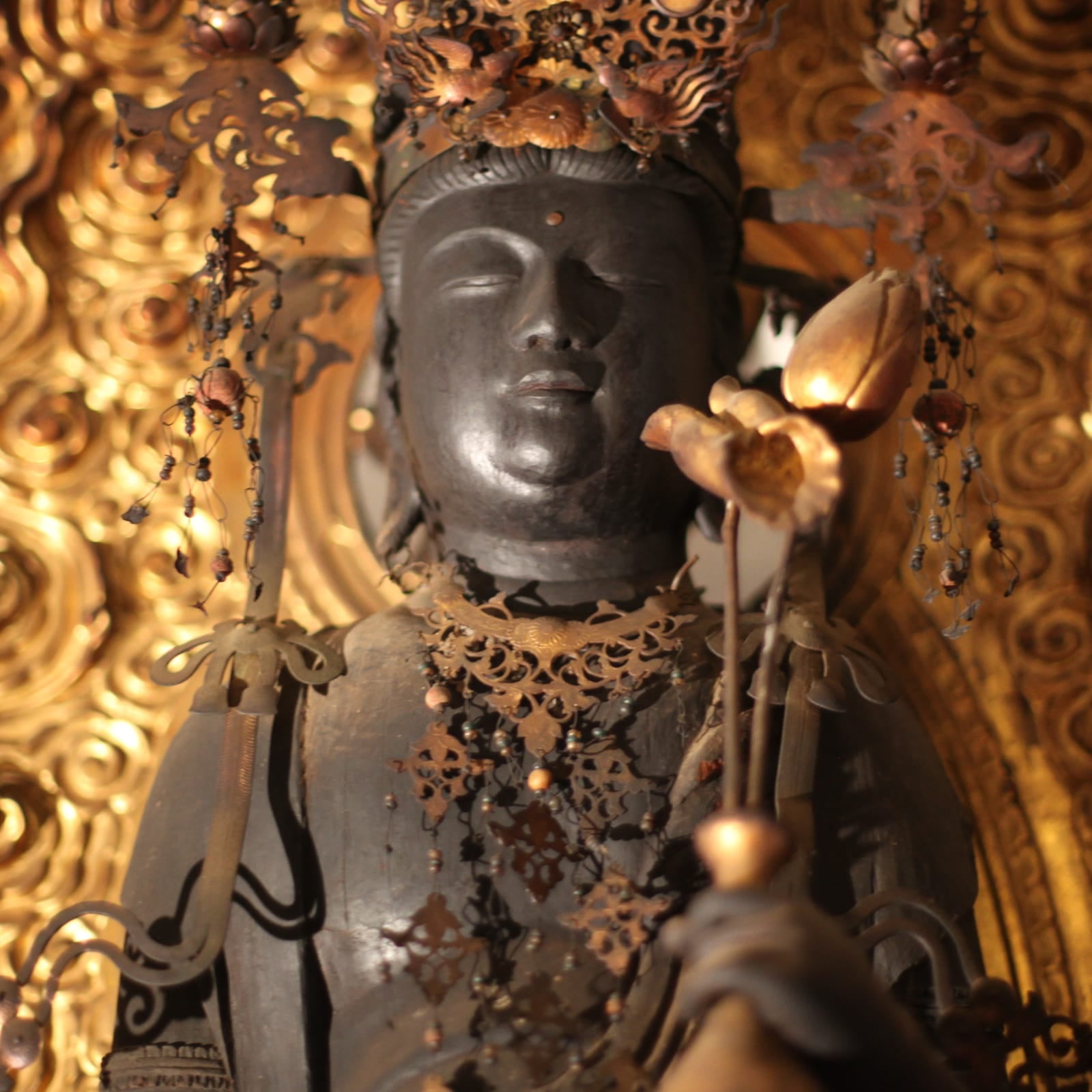 平等寺 持仏堂本尊 十一面観音のお顔
